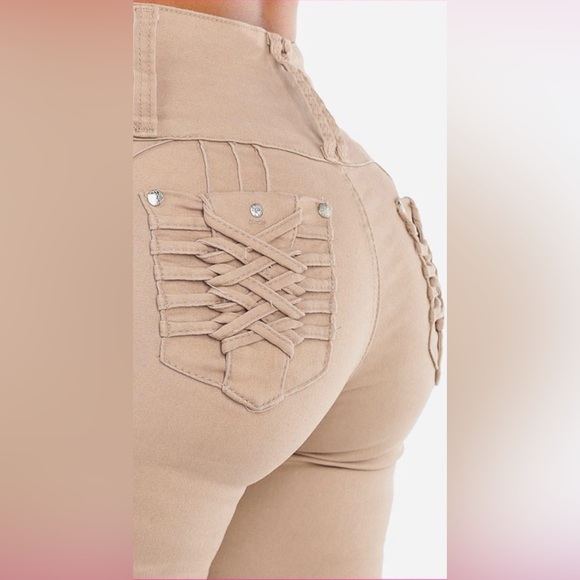 Khaki short  Butt Lift New Size 15 See chart - Picture 7 of 8